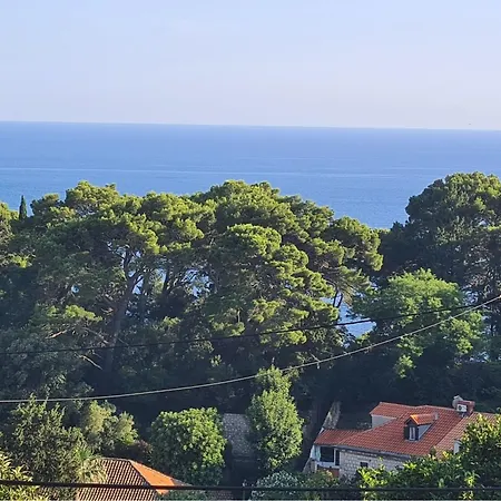 Apartmán Solvit - Three Bedroom With Terrace