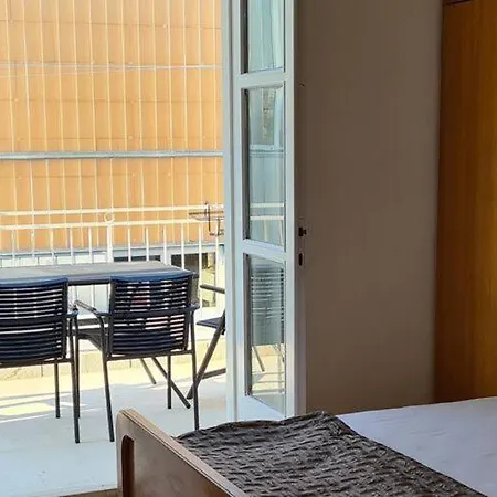 Solvit - Three Bedroom With Terrace *