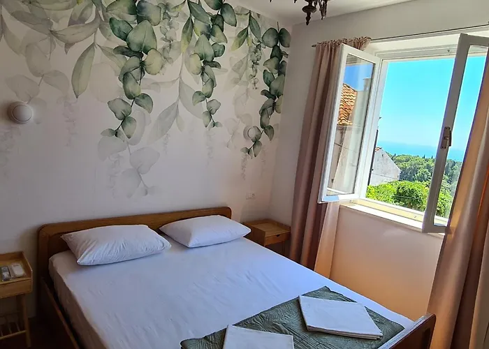 Appartamento Solvit - Three Bedroom With Terrace