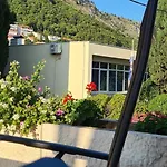 شقة Solvit - Three Bedroom With Terrace