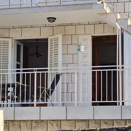 Solvit - Three Bedroom With Terrace Διαμέρισμα Ντουμπρόβνικ